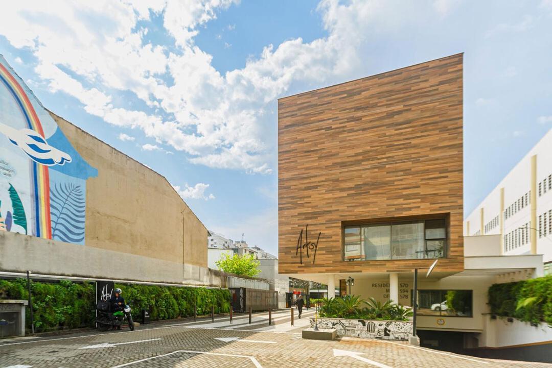 Apto Com Incrivel Localizacao Em Porto Alegre Spアパートメント エクステリア 写真